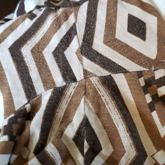 Chicos 3/4 length sleeve top. Brown, gold, black, white, size 3 chicos, … - Picture 4 of 5